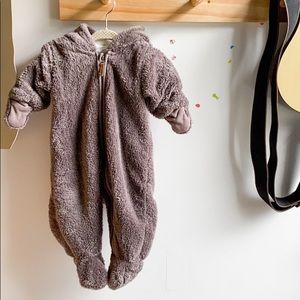 H&M brown bear zip up